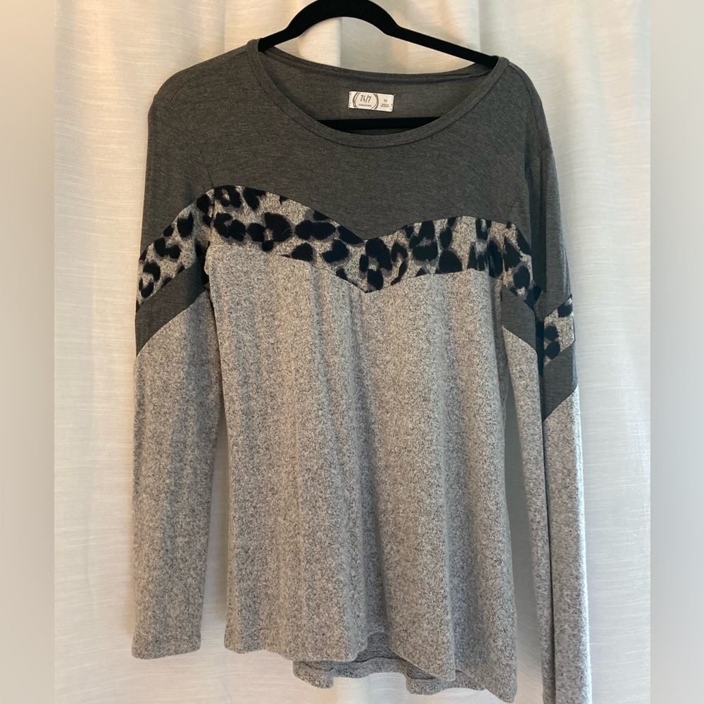 Maurice’s long sleeve shirt